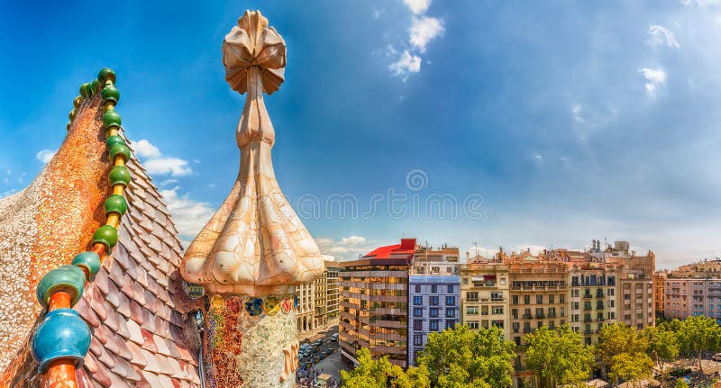Vista aérea panorâmico da casa Batllo, Barcelona, Catalonia, Sp fotografia de stock Vista aérea panorâmico da casa Batllo, Barcelona, Catalonia, Sp fotografia de stock