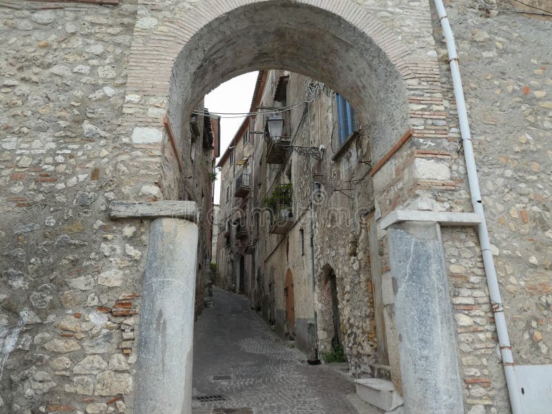 Vista da cidade de Minturno imagem de stock