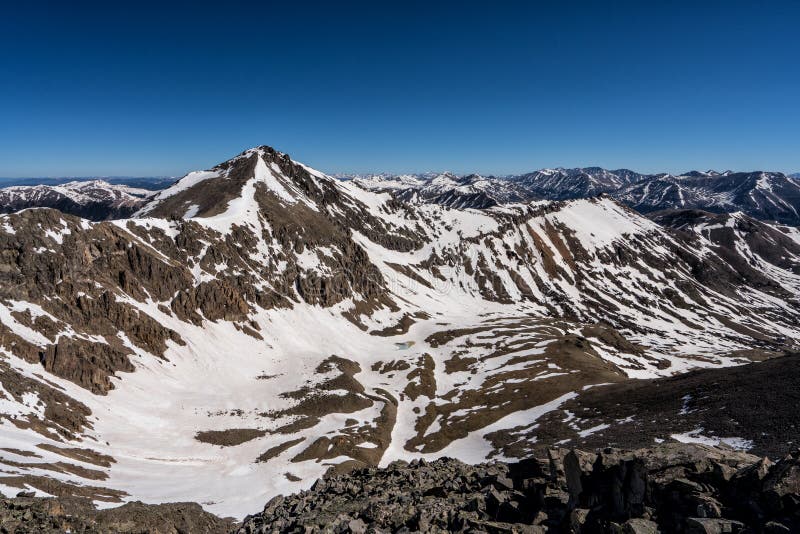 Vista da cimeira do Mt Garfield, escala de Sawatch Montanhas rochosas de Colorado fotografia de stock royalty free Vista da cimeira do Mt Garfield, escala de Sawatch Montanhas rochosas de Colorado fotografia de stock royalty free