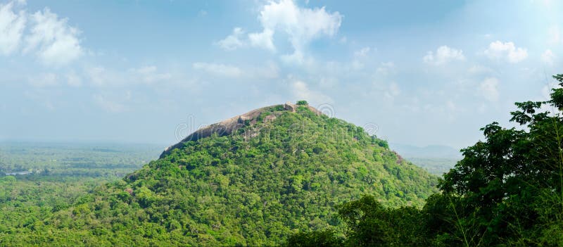 Vista do Monte Sigiriya foto de stock royalty free