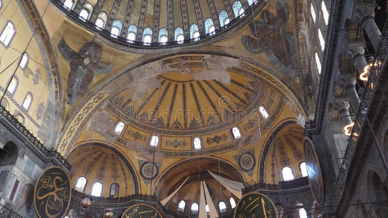 Vista da nobre mesquita interior hagia sophia Grand em istanbul