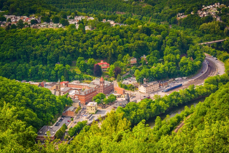 Vista de Jim Thorpe y del río de Lehigh de la montaña de la asta de bandera, fotografía de archivo Vista de Jim Thorpe y del río de Lehigh de la montaña de la asta de bandera, fotografía de archivo