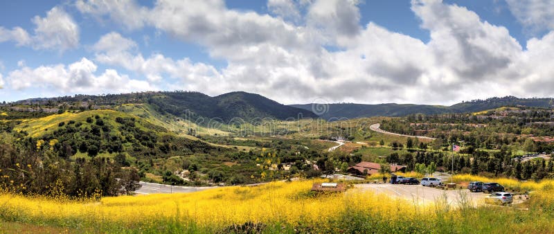 Vista del parco della regione selvaggia di Aliso Viejo fotografia stock Vista del parco della regione selvaggia di Aliso Viejo fotografia stock