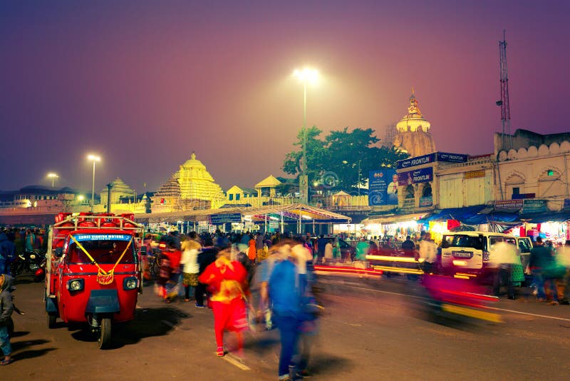 Vista del templo de Shree Jagannath en la noche fotos de archivo libres de regalías Vista del templo de Shree Jagannath en la noche fotos de archivo libres de regalías