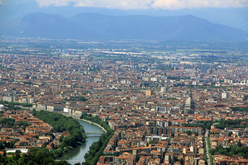 Vista Della Città Di Torino Da Superga, Torino, Italia Immagine Stock - Immagine di italiano, talpa: 77216725
