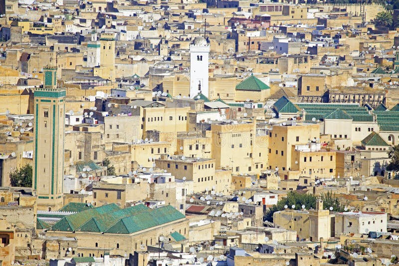Vista della moschea di Kairaouine in Fes, Marocco