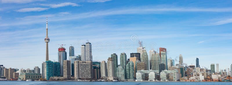 Vista di panorama della città del centro di Toronto sul Canada fotografie stock libere da diritti Vista di panorama della città del centro di Toronto sul Canada fotografie stock libere da diritti