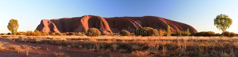 Vista di Uluru ad alba Sosta nazionale di Kata - di Uluru Tjuta Territorio del Nord l'australia