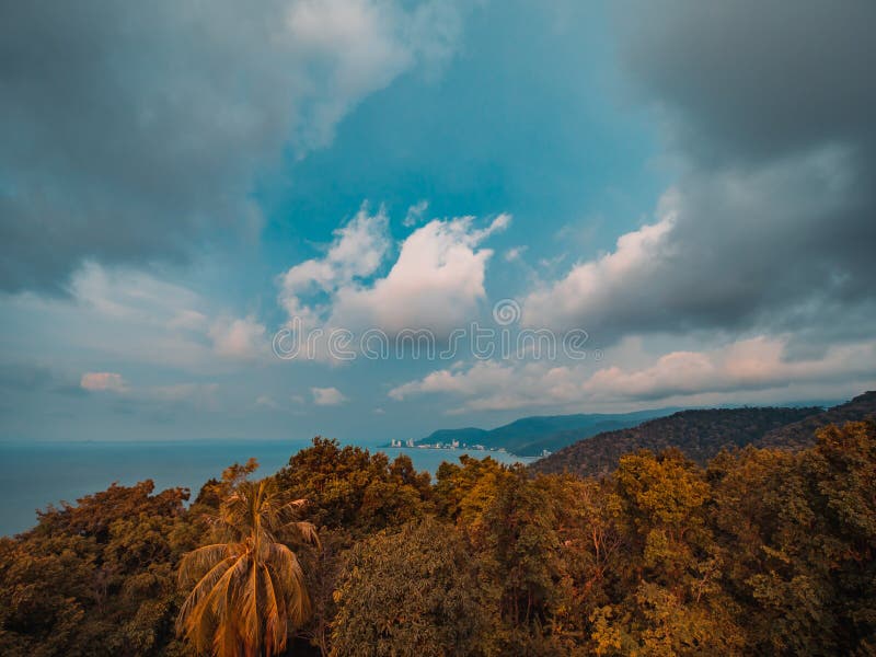 Vista do farol da ilha de Penang fotos de stock royalty free Vista do farol da ilha de Penang fotos de stock royalty free