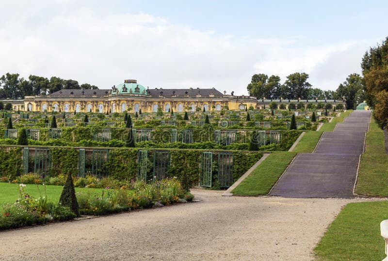 Vista do palácio de Sanssouci, Potsdam, Alemanha imagem de stock royalty free