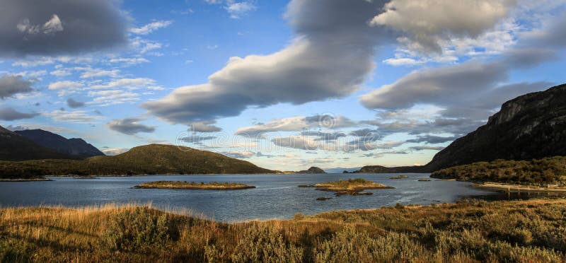 Vista em Tierra del Fuego National Park, Patagonia, Argentina imagens de stock Vista em Tierra del Fuego National Park, Patagonia, Argentina imagens de stock