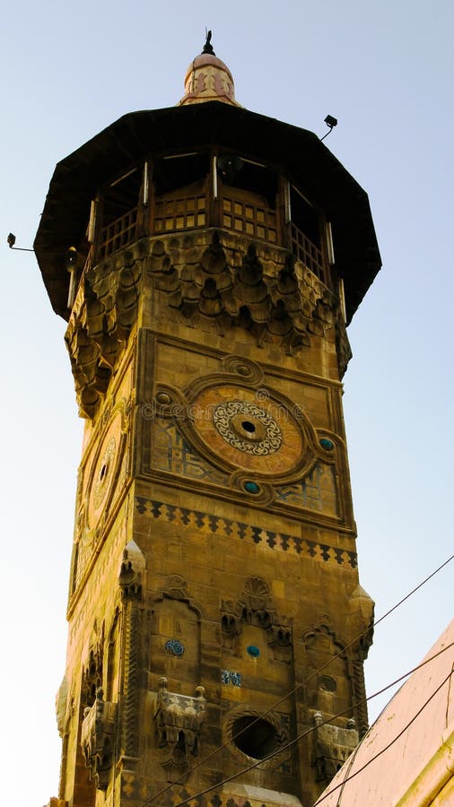 Vista esteriore alla vecchia moschea di Al-Qalai, Damasco, Siria fotografie stock libere da diritti Vista esteriore alla vecchia moschea di Al-Qalai, Damasco, Siria fotografie stock libere da diritti