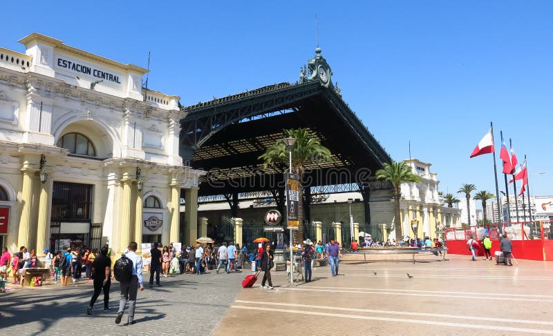 cocinar una comida Contribuyente Apariencia Vista Exterior De La EstaciÃ³n Central De Santiago De Chile, Ubicada En La  Avenida Alameda. Esta EstaciÃ³n Es La Principal De La C Foto de archivo  editorial - Imagen de moderno, metro: