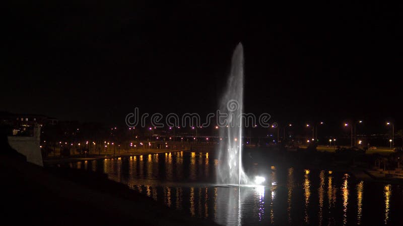 Vista generale del parc de la mar di palma de mallorca di notte