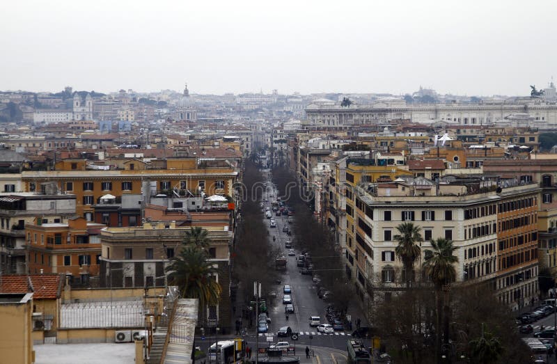 Vista larga da cidade de Roma do Vaticano imagens de stock