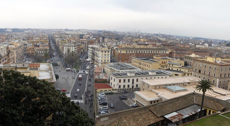 Vista larga da cidade de Roma do Vaticano imagens de stock royalty free