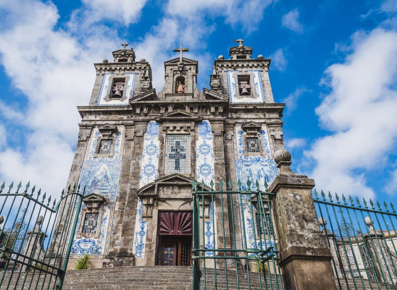 Vista Panorámica Porto Portugal De La Iglesia De San Ildefonso O Igreja De  Santo Ildefonso. Imagen de archivo - Imagen de famoso, santo: 187536497
