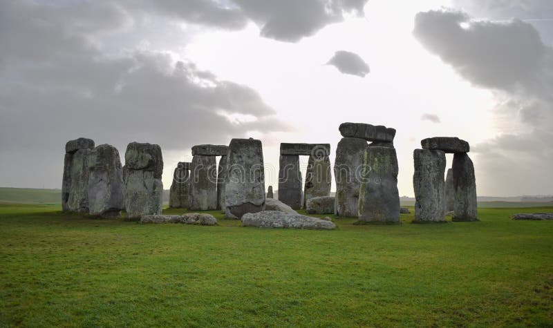 Vista panoramica del paesaggio di Stonehenge, monumento di pietra preistorico fotografia stock Vista panoramica del paesaggio di Stonehenge, monumento di pietra preistorico fotografia stock