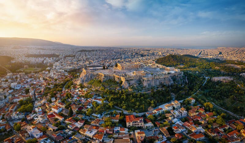 Vista panoramica elevata dello skyline di Atene grecia fotografia stock libera da diritti