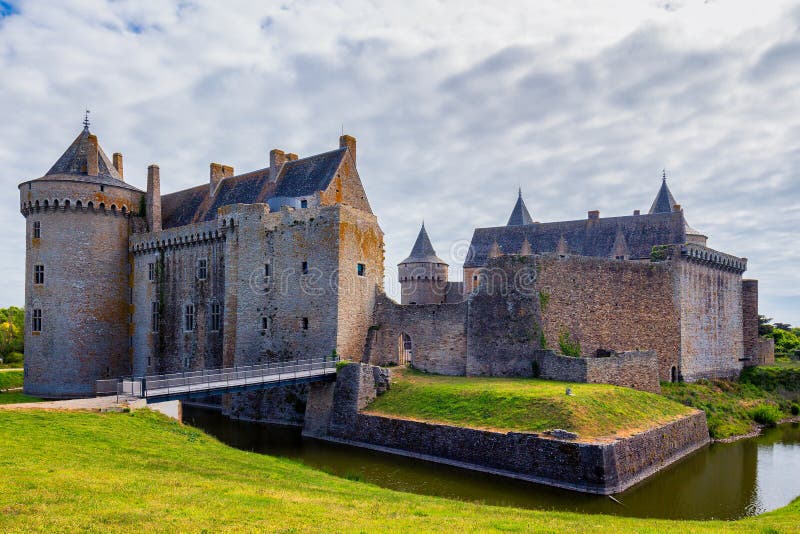 Vista panorâmica de Castelo de Suscinio no golfo de Morbihan, Britt fotografia de stock royalty free Vista panorâmica de Castelo de Suscinio no golfo de Morbihan, Britt fotografia de stock royalty free