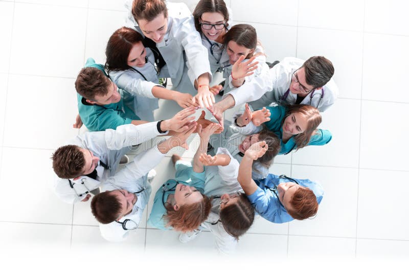 Vista posteriore un ampio gruppo di medici in attesa fotografie stock Vista posteriore un ampio gruppo di medici in attesa fotografie stock
