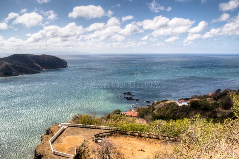 Vista sopra la baia di San Juan del Sur, Nicaragua immagine stock Vista sopra la baia di San Juan del Sur, Nicaragua immagine stock
