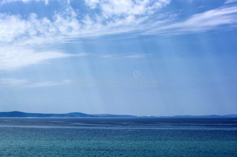 Vista su un mare di Jadran immagini stock libere da diritti Vista su un mare di Jadran immagini stock libere da diritti