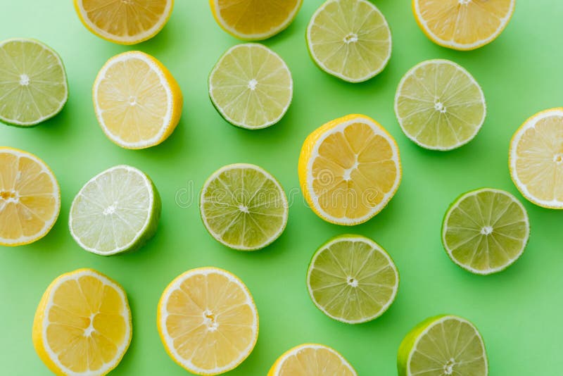 Vista superiore delle lime tagliate e immagini stock libere da diritti