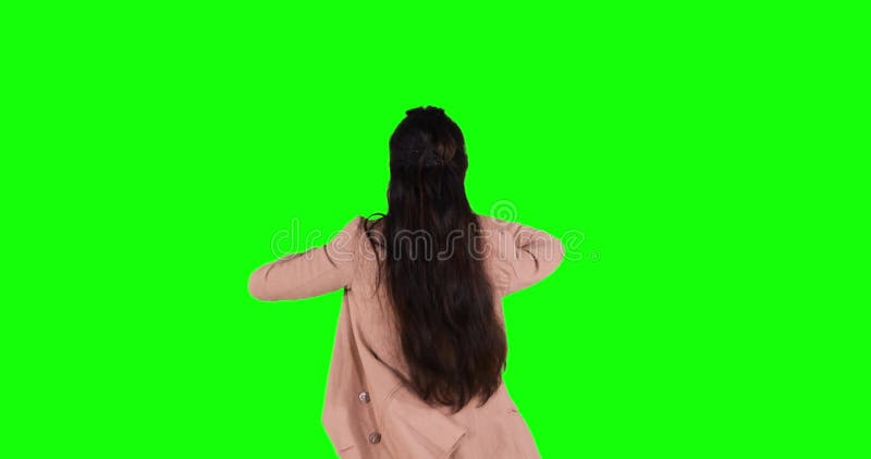 Vista trasera del baile de la empresaria en estudio almacen de metraje de vídeo