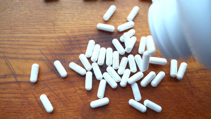 Vit capsules spridda mediciner, minnestavlor eller vitaminer