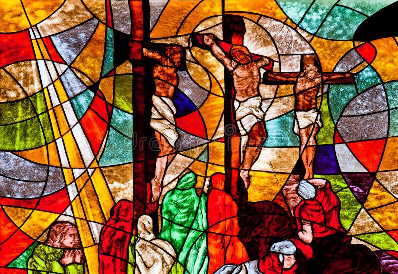 Vitral que muestra la crucifixión de Jesús fotografía de archivo libre de regalías Vitral que muestra la crucifixión de Jesús fotografía de archivo libre de regalías