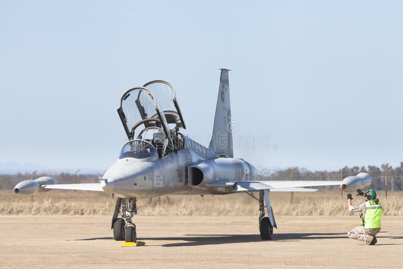 Vliegtuigen Northrop F-5 Vrijheidsvechter royalty-vrije stock afbeeldingen Vliegtuigen Northrop F-5 Vrijheidsvechter royalty-vrije stock afbeeldingen