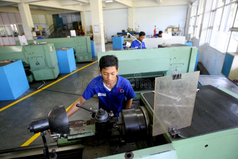 104 School Lathe Stock Photos Free & RoyaltyFree Stock Photos from Dreamstime