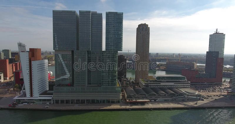 Vogelperspektive von hohen Hotelgebäuden, ERASMUS-Bereich, Rotterdam-Stadt, die Niederlande