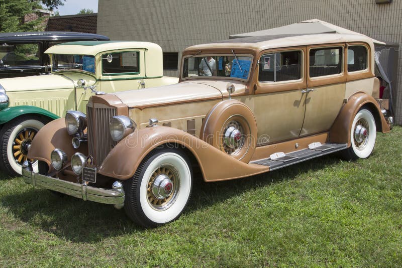 Voiture 1934 de model de Packard d'or 1108