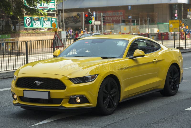 Voiture de mustang de Ford en Hong Kong image libre de droits Voiture de mustang de Ford en Hong Kong image libre de droits