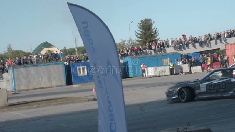 Voitures exécutant la dérive clips vidéos