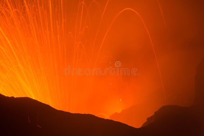 Volcano Yasur Eruption images stock Volcano Yasur Eruption images stock