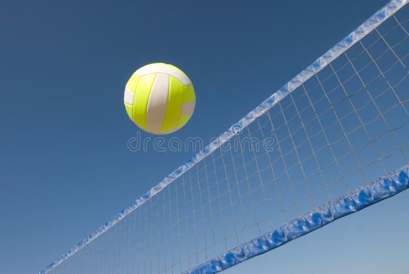Voleibol sobre a rede imagem de stock Voleibol sobre a rede imagem de stock