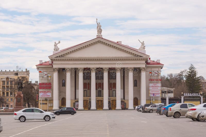 Спектакль "Мизантроп" 2022, Волгоград - дата и место проведения, программа мероп