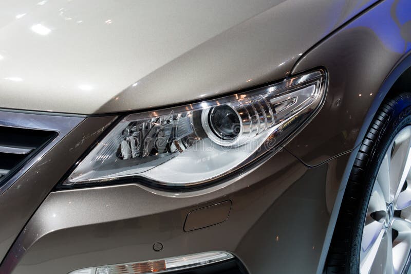 Volkswagen CC headlights