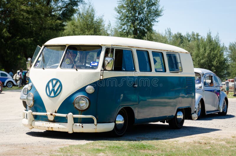 old volkswagen kombi