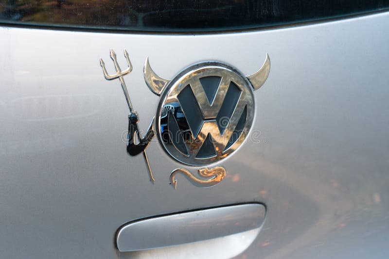 Volkswagen Touareg leuchtendes Auto Logo Abzeichen 