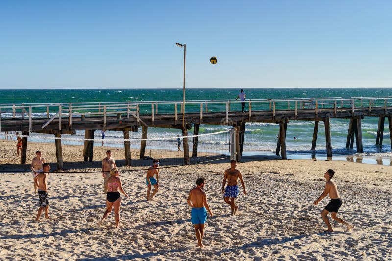 Volleyball bij het strand stock foto's Volleyball bij het strand stock foto's