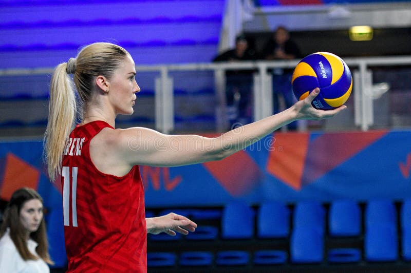 Volleyball Intenaals League Women - Ηνωμένες Πολιτείες (ηπα) Εναντίον Σερβίας στοκ εικόνες με δικαίωμα ελεύθερης χρήσης Volleyball Intenaals League Women - Ηνωμένες Πολιτείες (ηπα) Εναντίον Σερβίας στοκ εικόνες με δικαίωμα ελεύθερης χρήσης