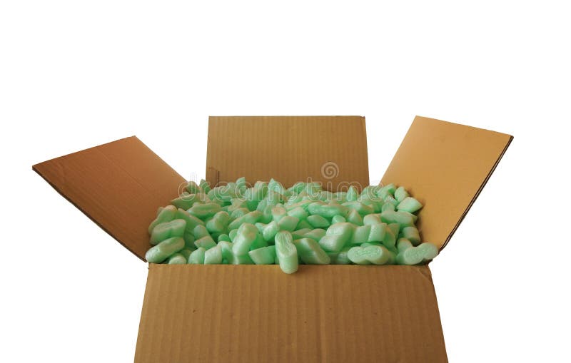 Vooraanzicht van het hoogtepunt van de golfkartondoos van stukken van groen schuimplastic royalty-vrije stock foto Vooraanzicht van het hoogtepunt van de golfkartondoos van stukken van groen schuimplastic royalty-vrije stock foto