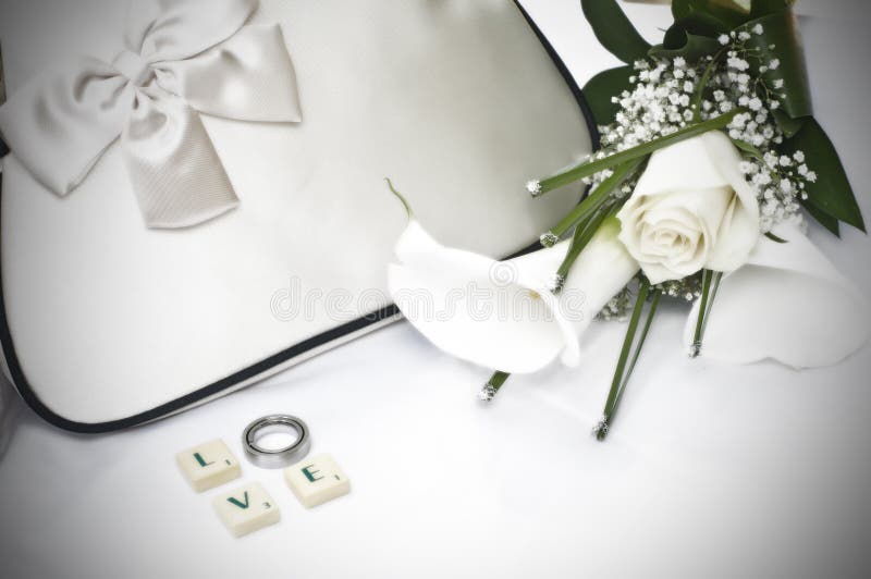 Vorbereiten während Ihres Hochzeitstags lizenzfreies stockbild Vorbereiten während Ihres Hochzeitstags lizenzfreies stockbild