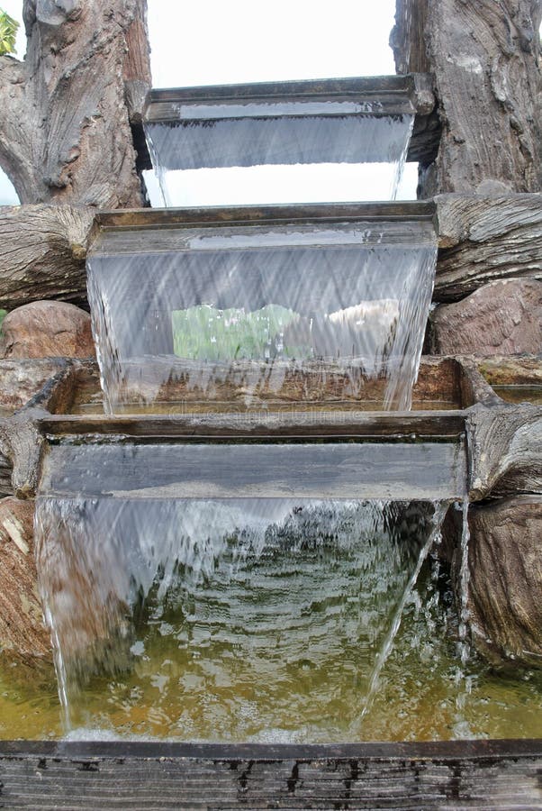 Vorbildlicher Wasserfall stockfotos Vorbildlicher Wasserfall stockfotos
