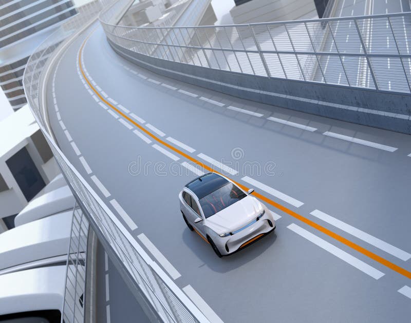 Vorderansicht von weißem elektrischem SUV, das auf der Autobahn fährt stock abbildung Vorderansicht von weißem elektrischem SUV, das auf der Autobahn fährt stock abbildung