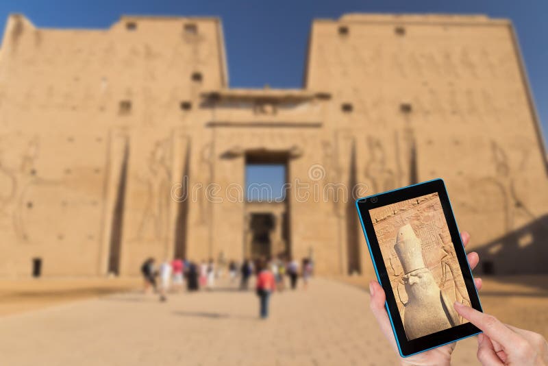 Voyage au temple d'Edfu en Egypte photographie stock Voyage au temple d'Edfu en Egypte photographie stock